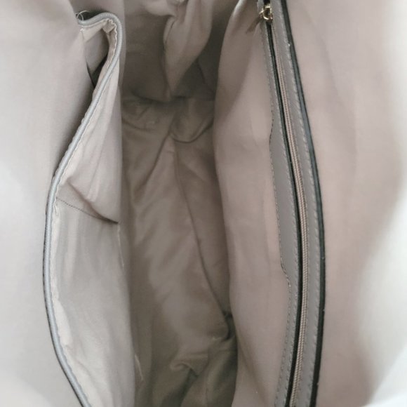 gray medium backpack - Picture 5 of 5